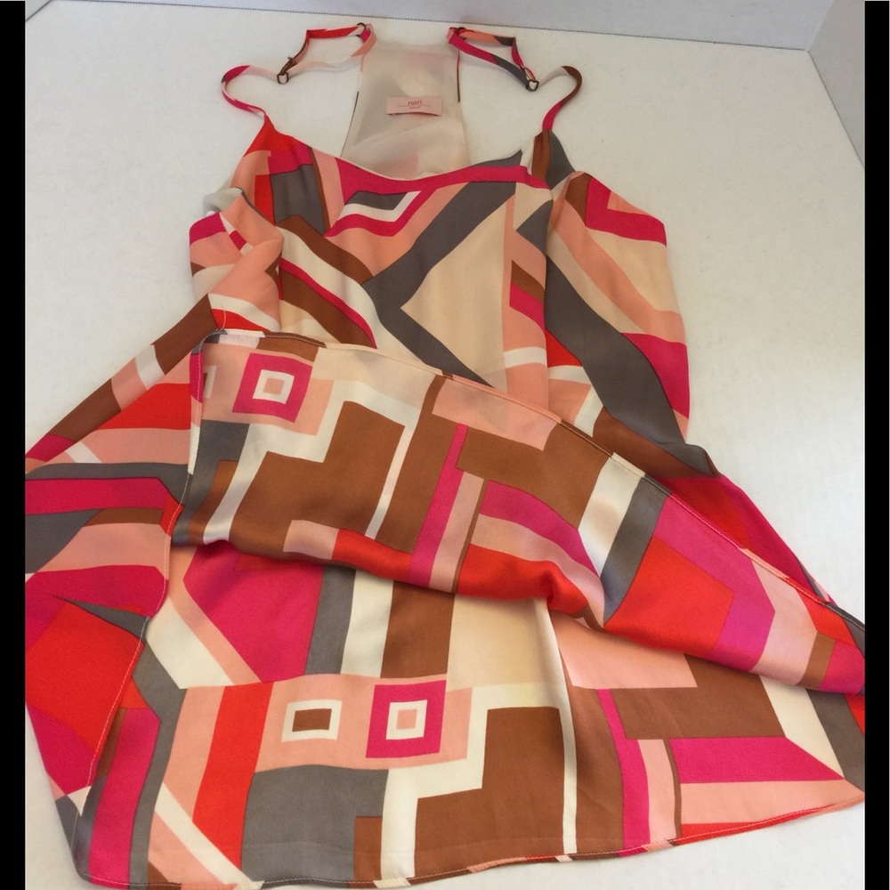 Nell🌷100%Silk Spaghetti strap blouse size small
